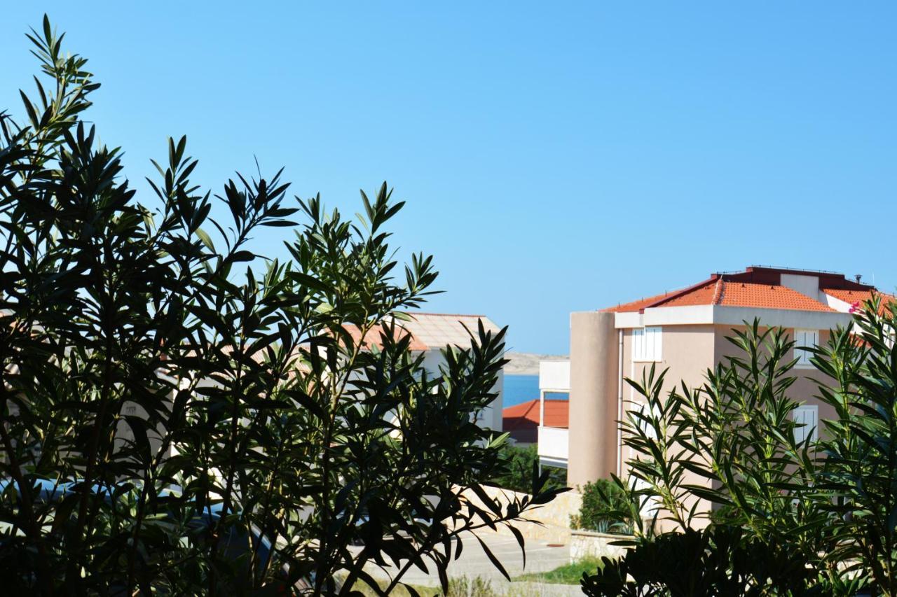 Apartments Barbati Kustici Bagian luar foto