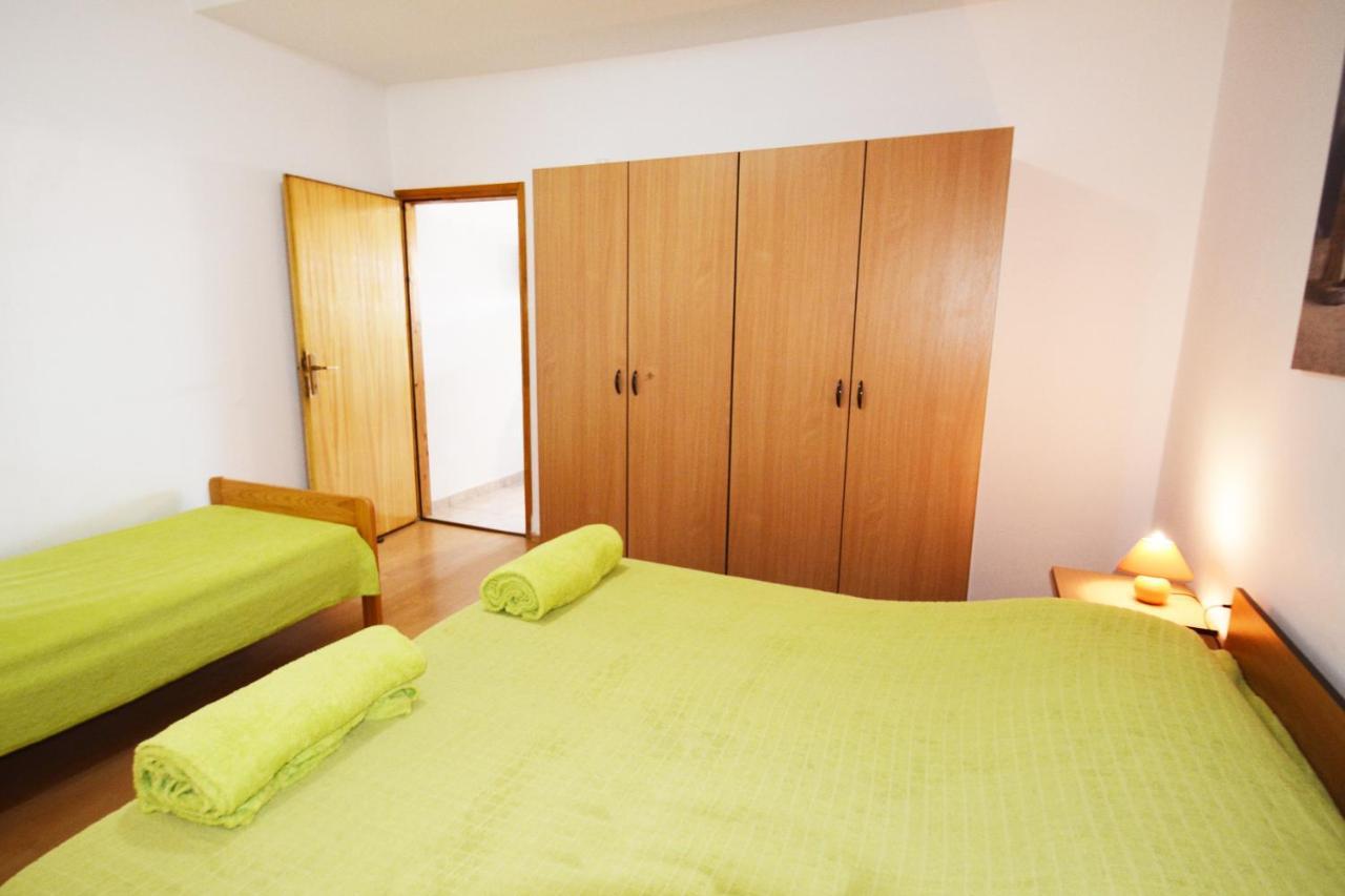 Apartments Barbati Kustici Bagian luar foto