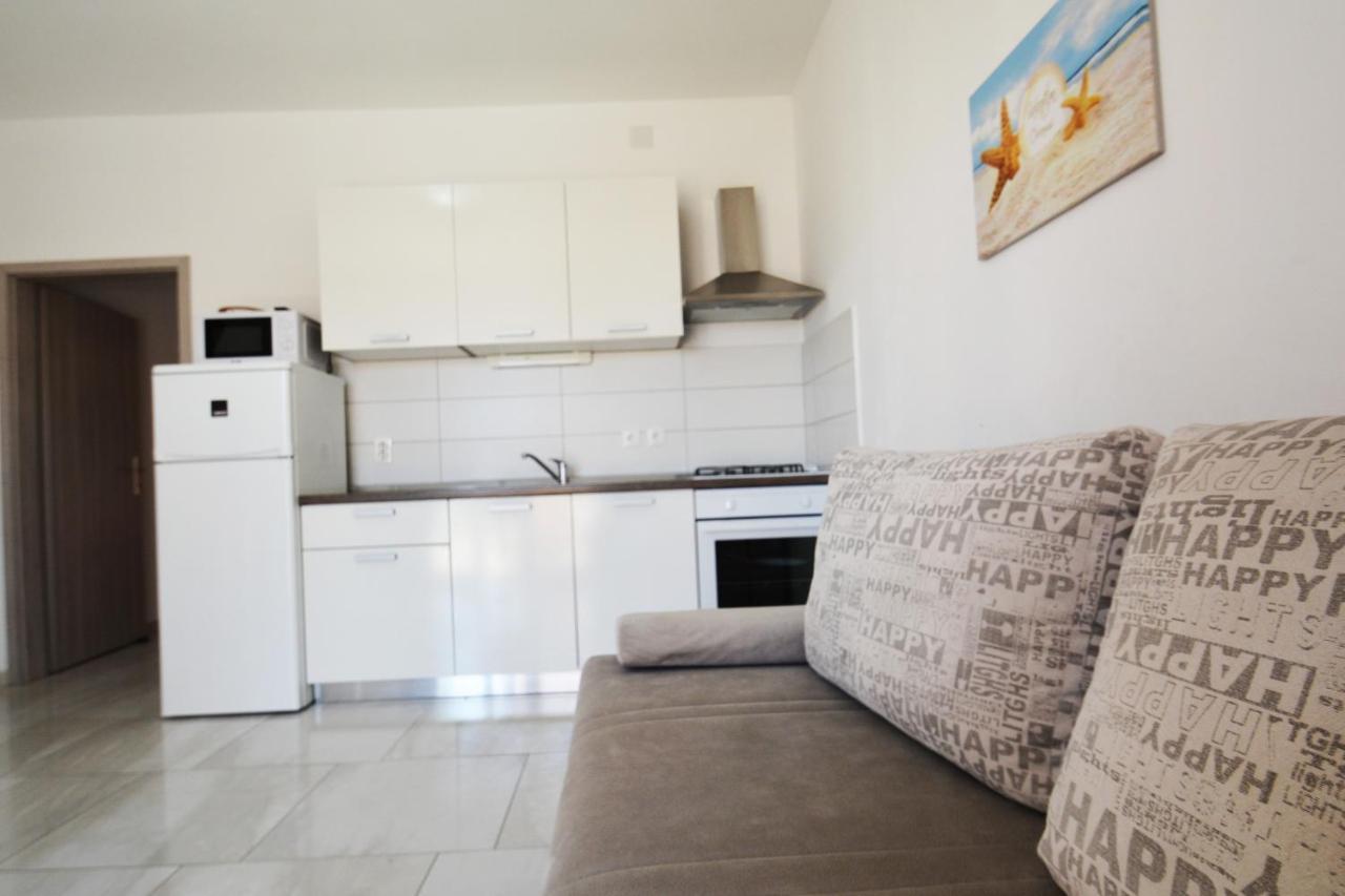 Apartments Barbati Kustici Bagian luar foto