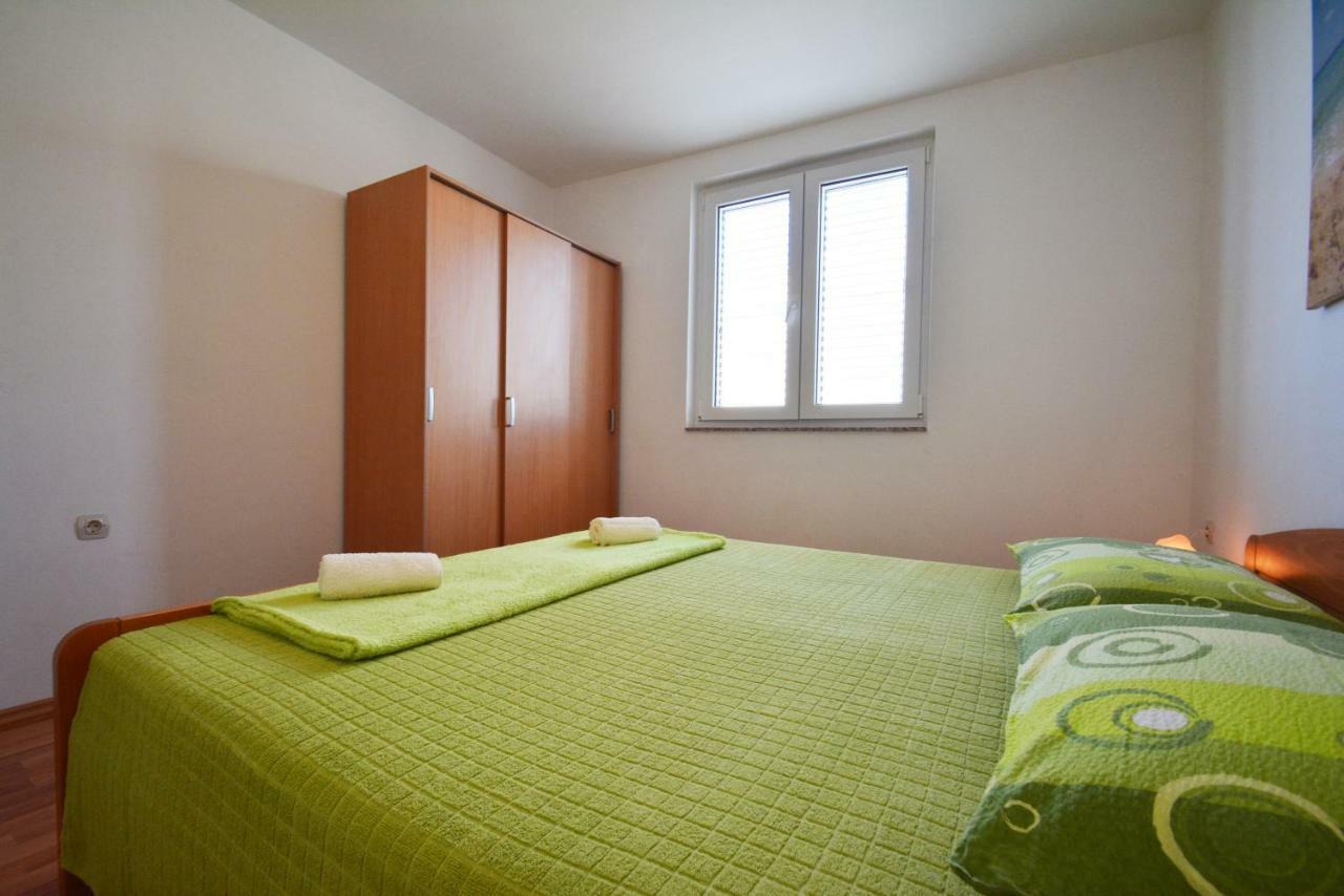 Apartments Barbati Kustici Bagian luar foto