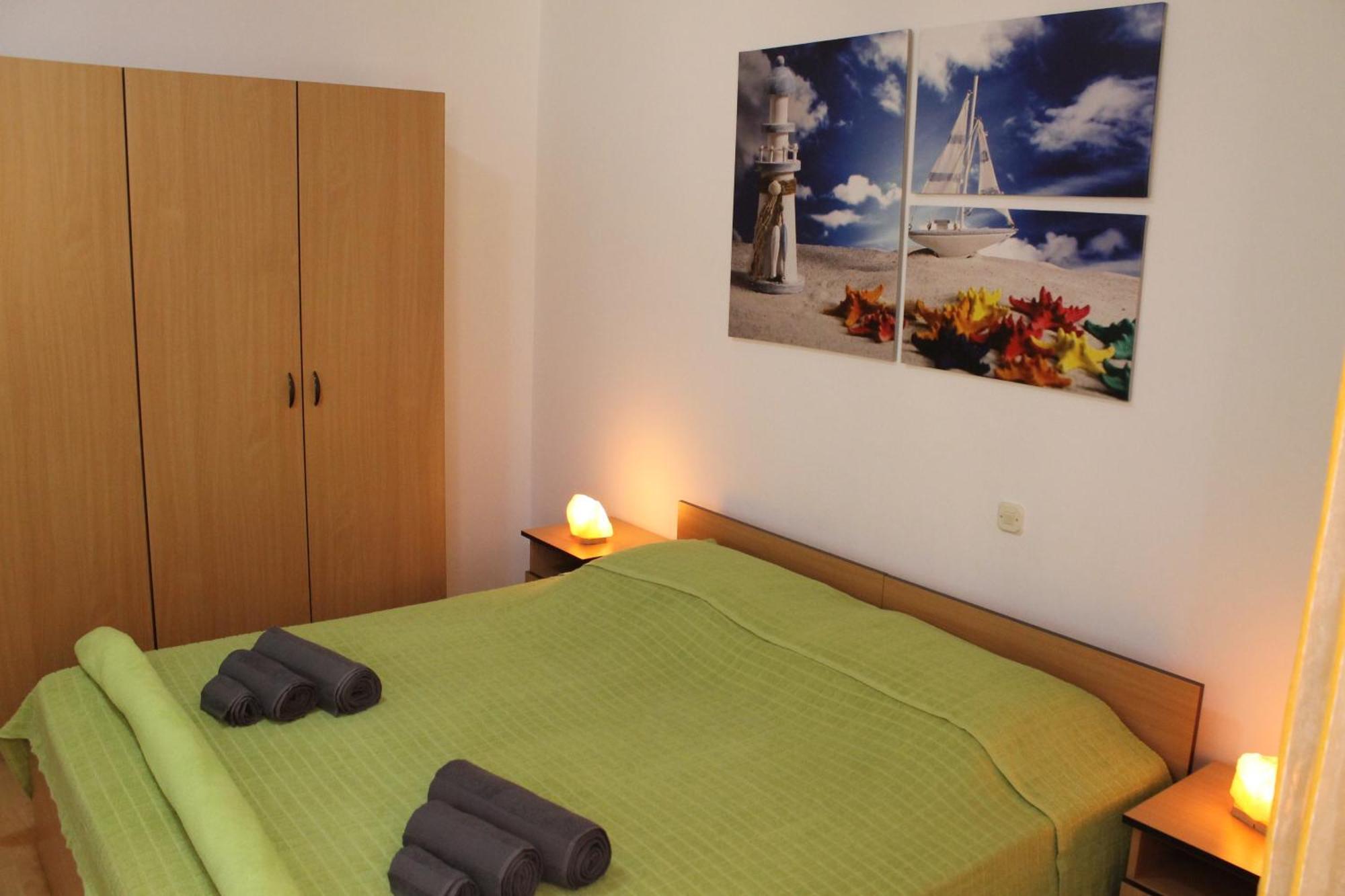 Apartments Barbati Kustici Bagian luar foto